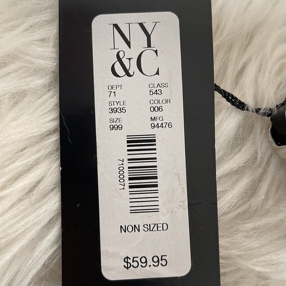 NEW YORK & COMPANY GABRIELLE UNION FANNY PACK BLACK & WHITE NEW - Picture 8 of 8